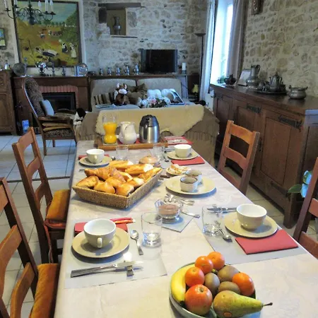 Bed & Breakfast La Maison De Printemps Bazoches-sur-Hoëne